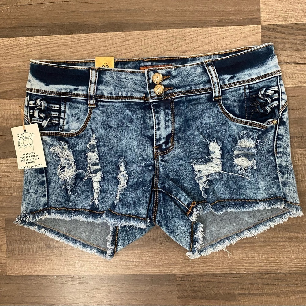 Docefit stretch mini short distressed size 32 new with tag